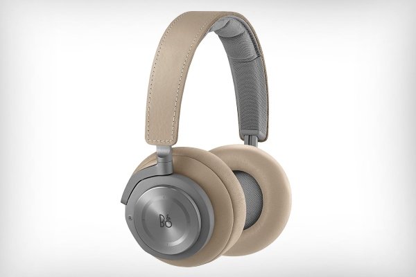 Bang & Olufsen BeoPlay H9