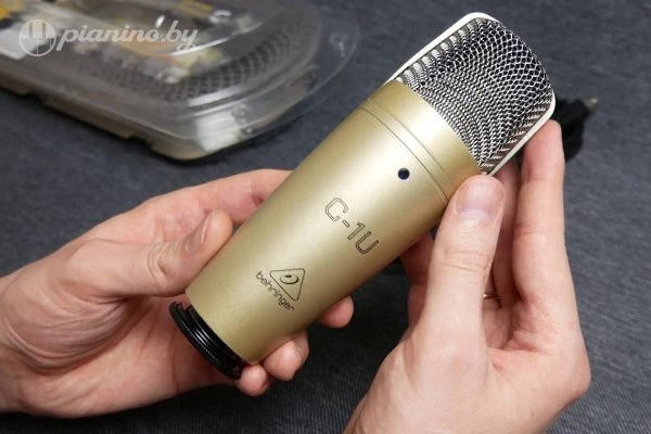 Behringer C-1U